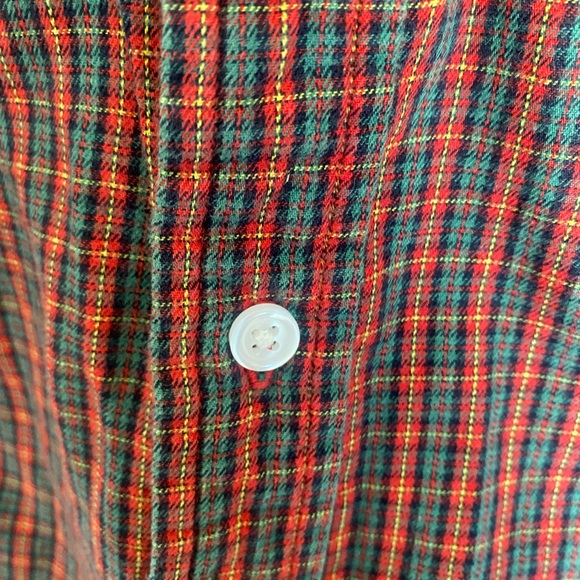 Cute plaid button-up - Picture 6 of 10